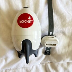 Rockit hands free Rocker in White and Black